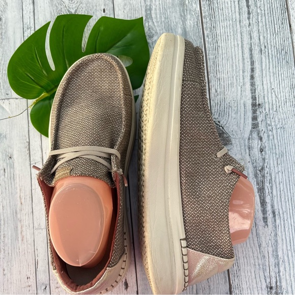 Hey Dude Shoes - Picture 5 of 14